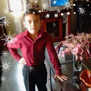 Meet your Posher, Marcos